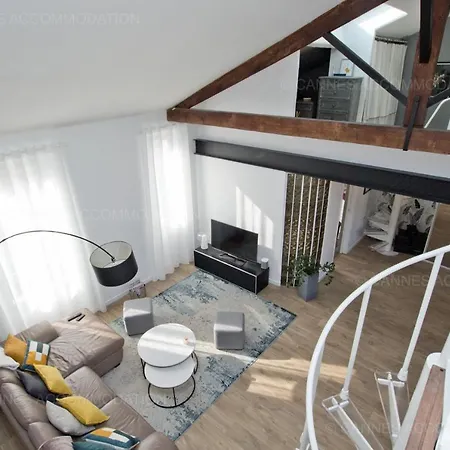 Merle Loft *